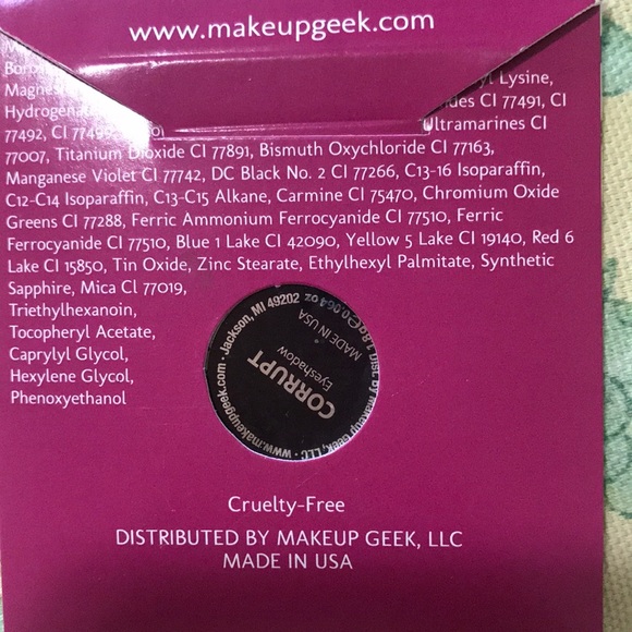 Eyeshadow - Picture 2 of 3